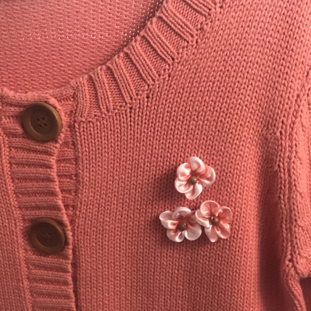Sweater. - Picture 5 of 5